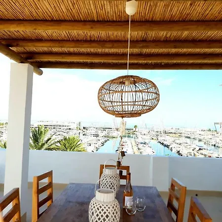 Апартаменты Micasadenia *