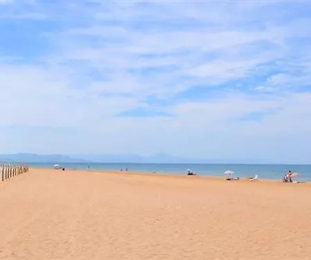 Micasadenia Дения